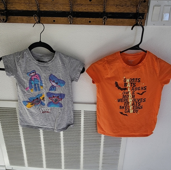 Clothes - Picture 8 of 16